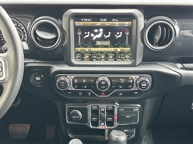 2023 Jeep Wrangler Sahara Altitude