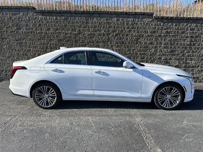 2022 Cadillac CT4 Premium Luxury