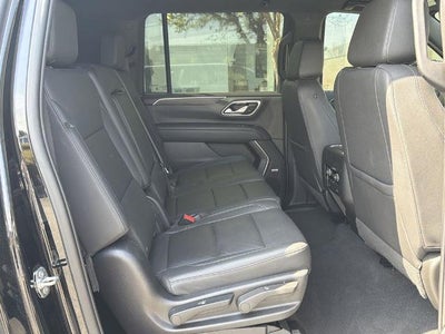 2022 Chevrolet Suburban LT