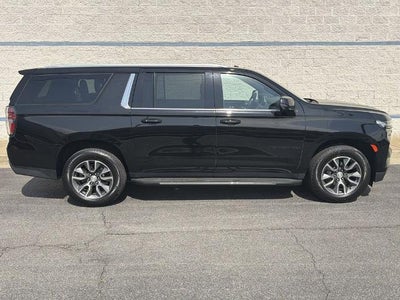 2022 Chevrolet Suburban LT