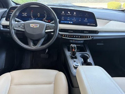 2024 Cadillac XT4 Luxury