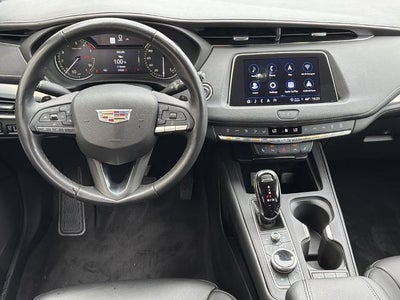 2023 Cadillac XT4 Premium Luxury