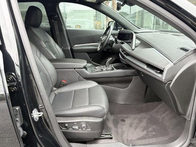 2025 Cadillac XT4 Premium Luxury
