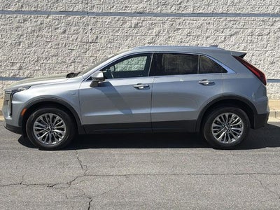 2025 Cadillac XT4 Premium Luxury