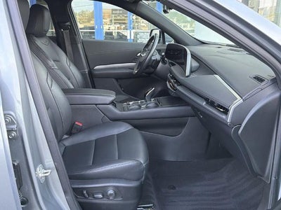 2025 Cadillac XT4 Premium Luxury