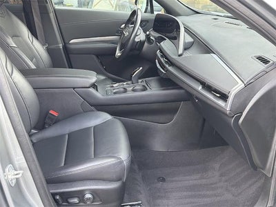 2025 Cadillac XT4 Premium Luxury