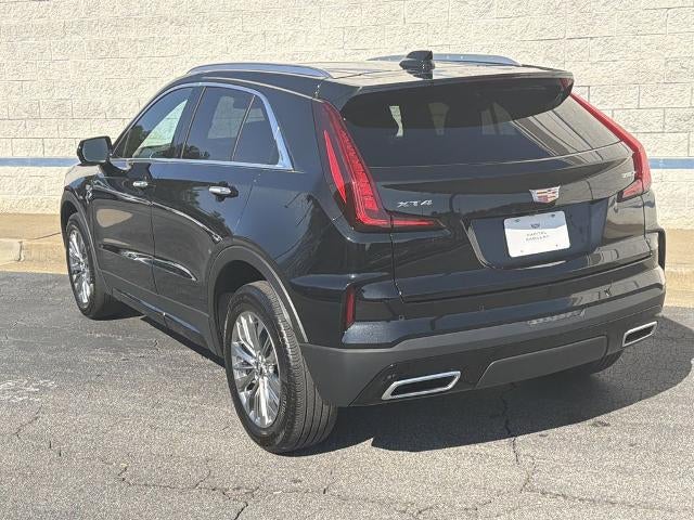 2025 Cadillac XT4 Premium Luxury