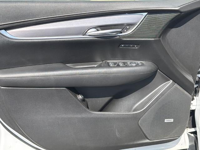2017 Cadillac XT5 Luxury FWD