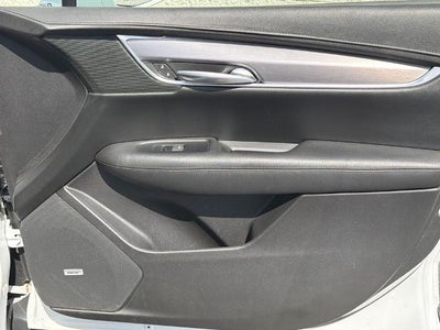 2017 Cadillac XT5 Luxury FWD