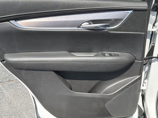 2017 Cadillac XT5 Luxury FWD