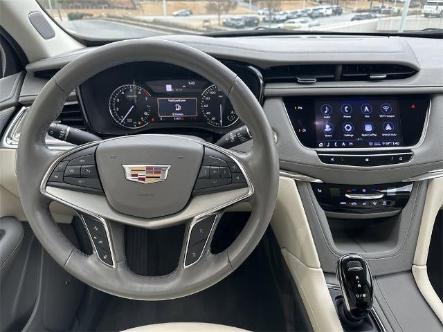 2020 Cadillac XT5 Premium Luxury