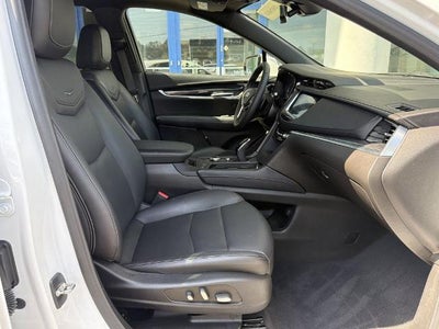 2022 Cadillac XT5 Premium Luxury