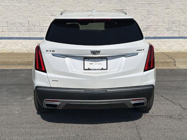 2022 Cadillac XT5 Premium Luxury
