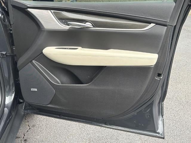 2023 Cadillac XT5 Sport