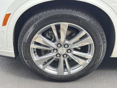 2023 Cadillac XT6 Premium Luxury