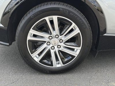 2024 Cadillac LYRIQ Tech