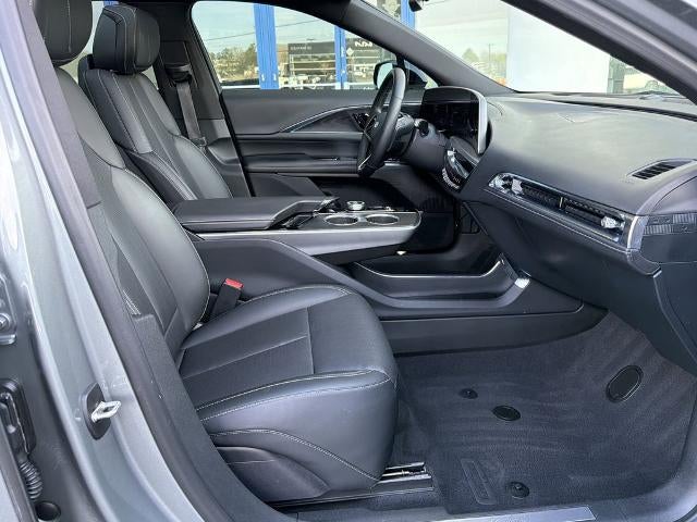 2024 Cadillac LYRIQ Sport 1