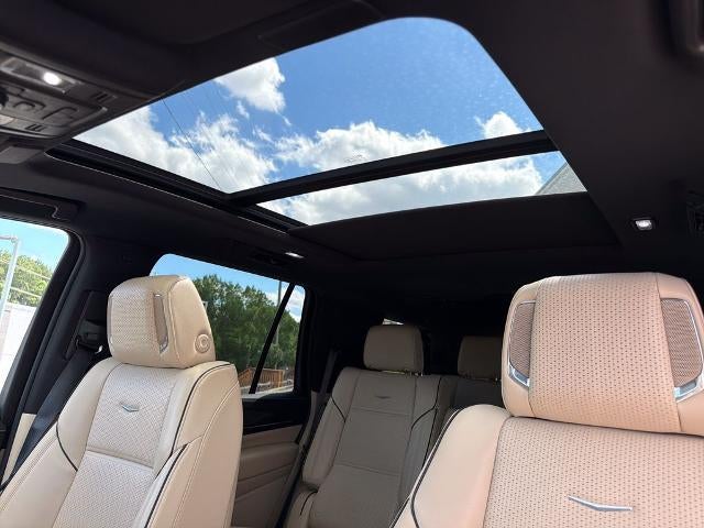 2022 Cadillac Escalade Premium Luxury