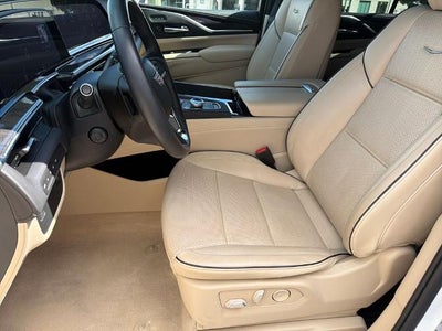 2022 Cadillac Escalade Premium Luxury