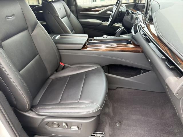2023 Cadillac Escalade ESV Luxury