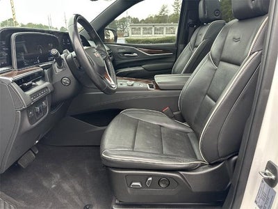 2022 Cadillac Escalade ESV Premium Luxury