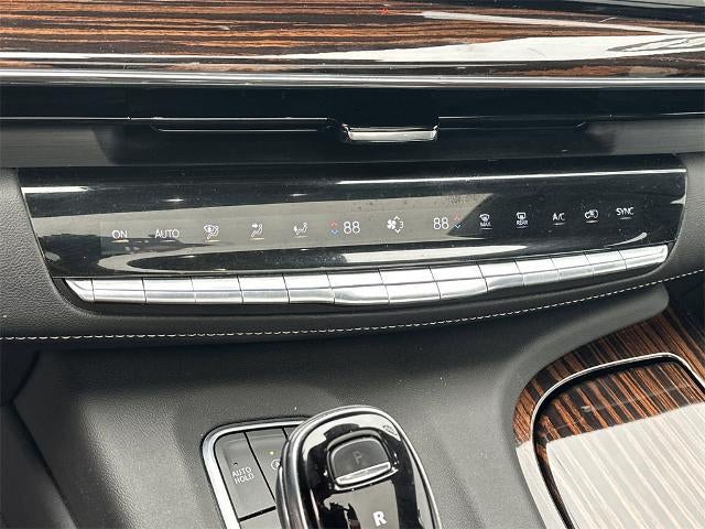 2022 Cadillac Escalade ESV Premium Luxury