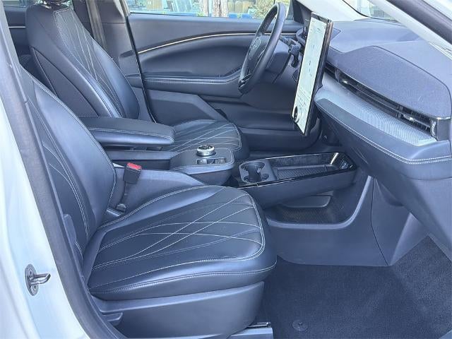 2022 Ford Mustang Mach-E California Route 1