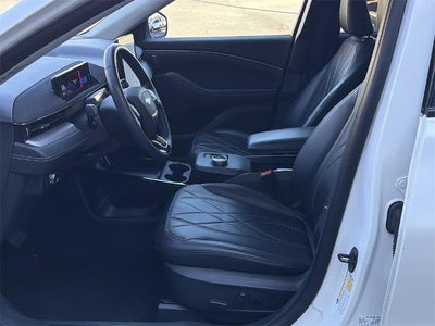 2022 Ford Mustang Mach-E California Route 1