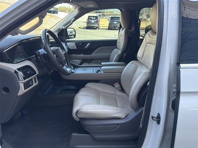 2022 Lincoln Navigator Reserve