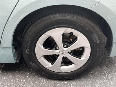 2014 Toyota Prius Four