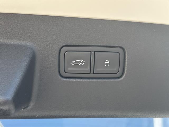 2024 Genesis GV60 Standard