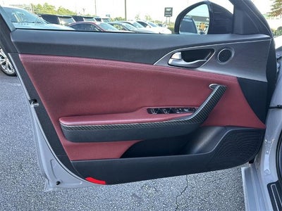 2022 Kia Stinger GT1