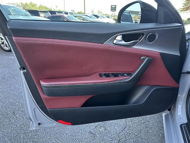 2022 Kia Stinger GT1