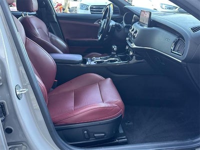 2022 Kia Stinger GT1