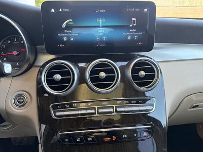 2021 Mercedes-Benz GLC GLC 300