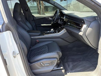 2024 Audi SQ8 Premium Plus