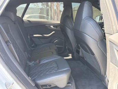 2024 Audi SQ8 Premium Plus