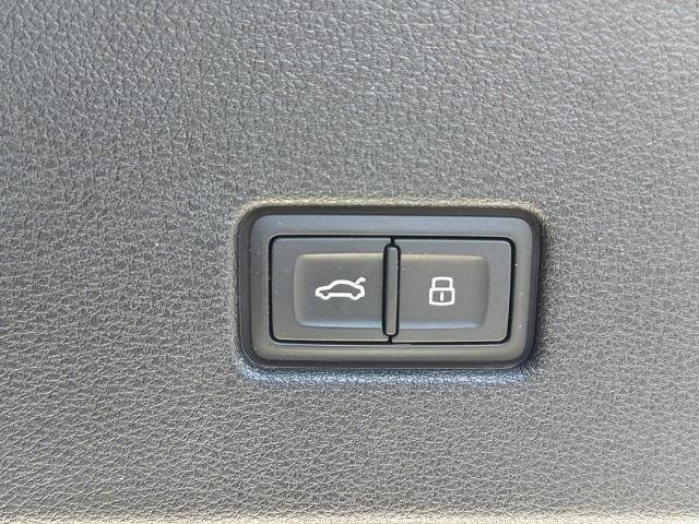 2024 Audi SQ8 Premium Plus