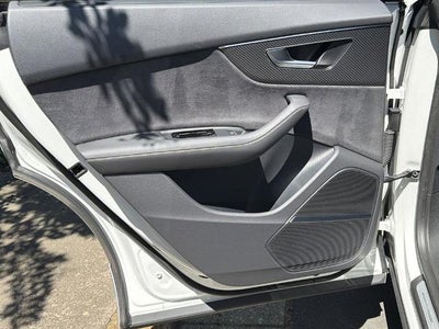 2024 Audi SQ8 Premium Plus