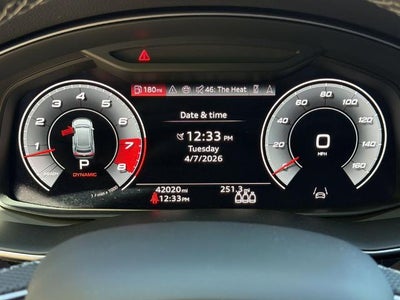 2024 Audi SQ8 Premium Plus