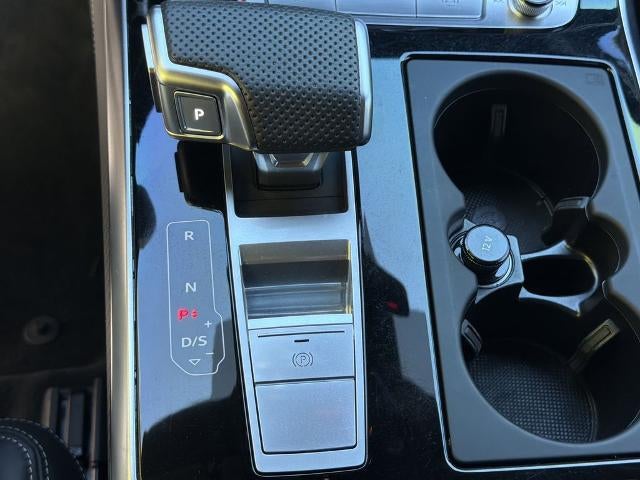 2024 Audi SQ8 Premium Plus