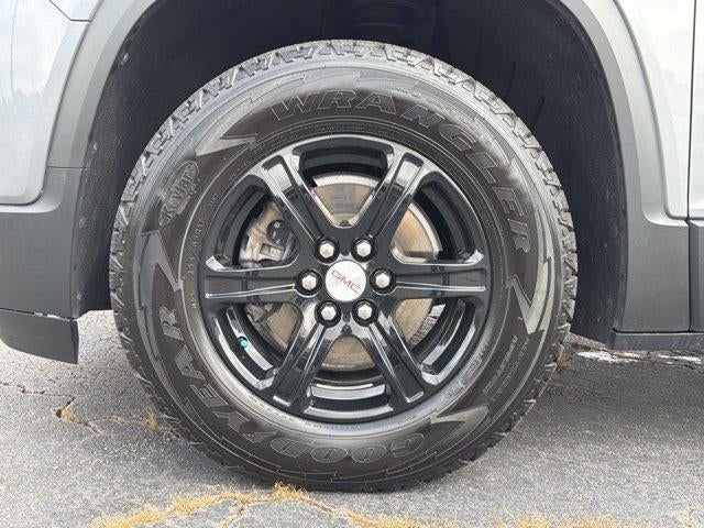 2021 GMC Acadia AT4