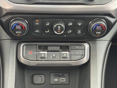 2021 GMC Acadia AT4