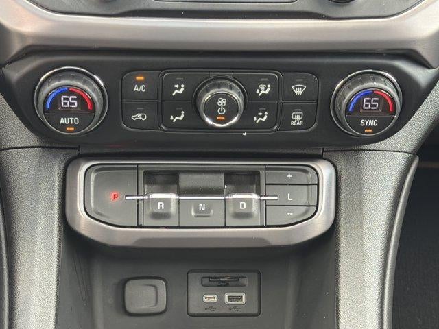 2021 GMC Acadia AT4