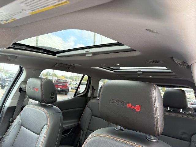 2021 GMC Acadia AT4