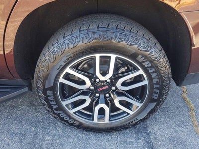 2023 GMC Yukon AT4