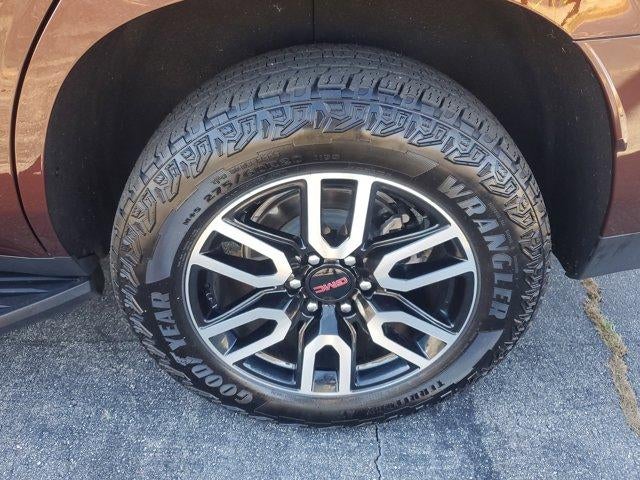 2023 GMC Yukon AT4