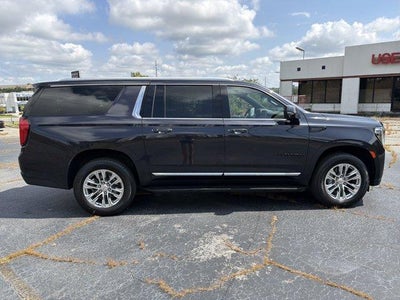 2023 GMC Yukon XL SLT