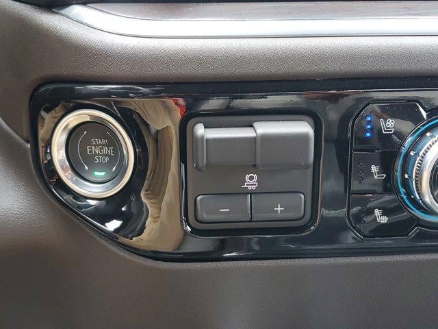 2025 GMC Sierra 2500 HD SLT