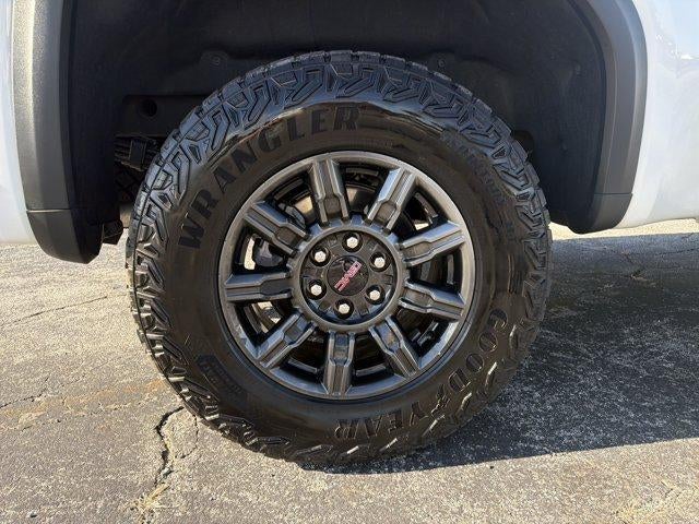 2024 GMC Sierra 1500 AT4X